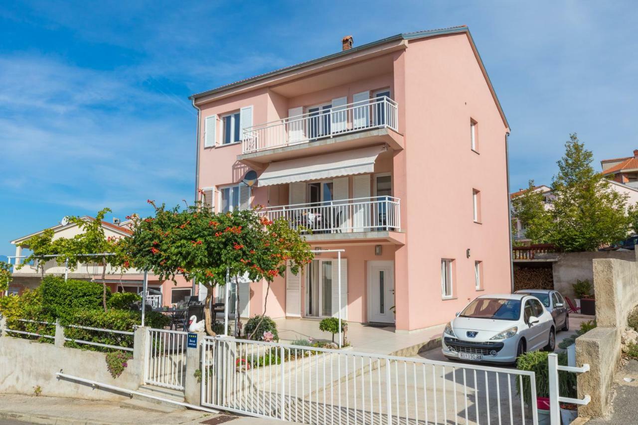 Apartmani Nicol Crikvenica Esterno foto