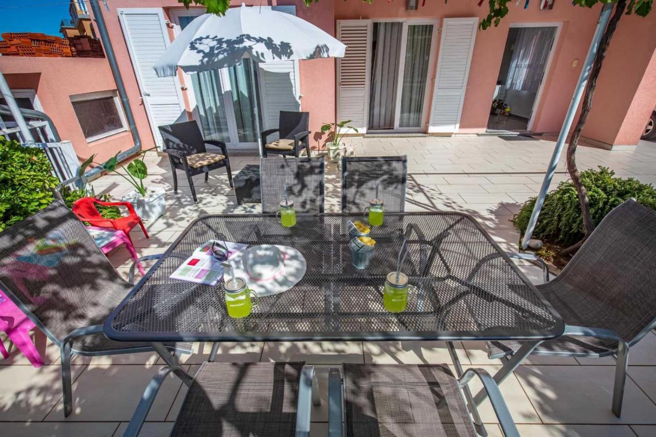 Apartmani Nicol Crikvenica Esterno foto