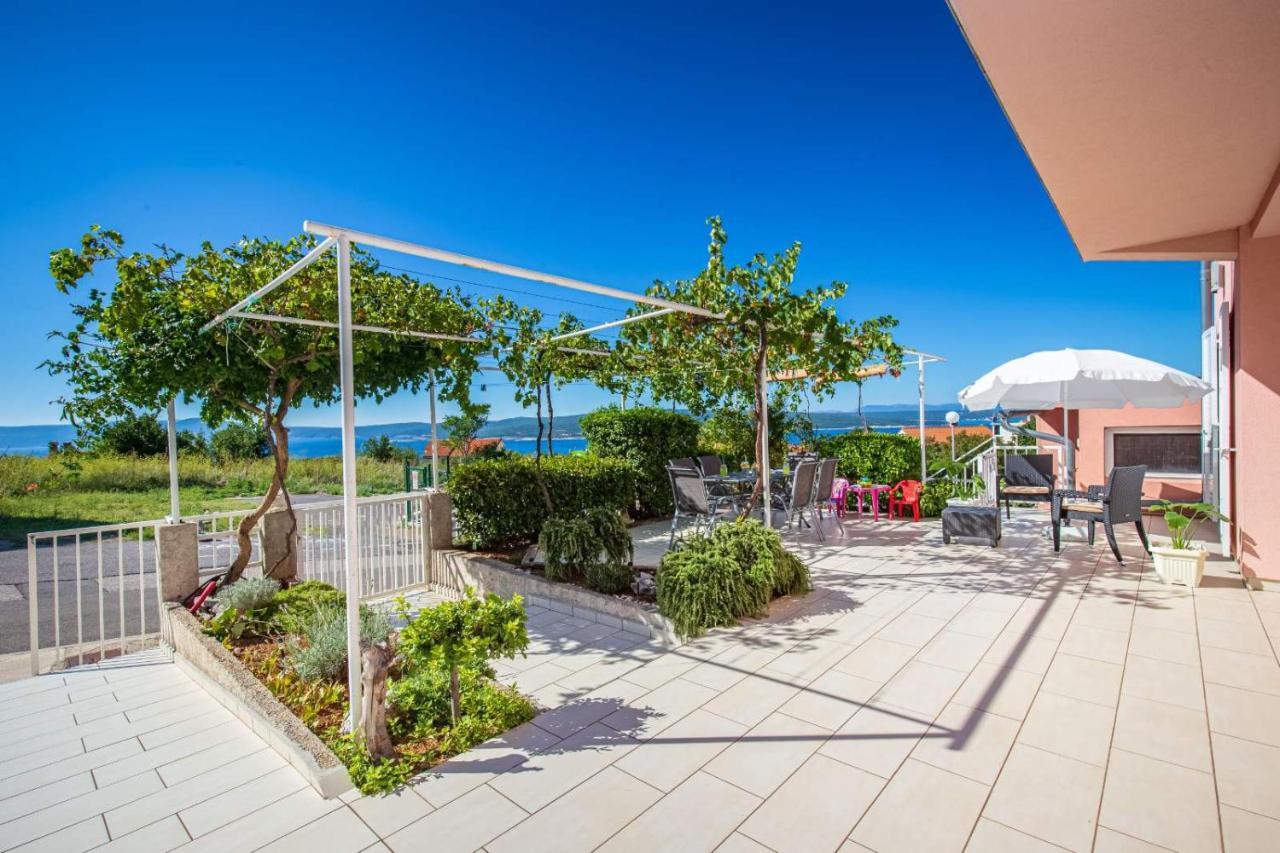 Apartmani Nicol Crikvenica Esterno foto