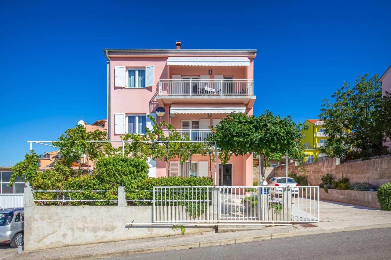 Apartmani Nicol Crikvenica Esterno foto