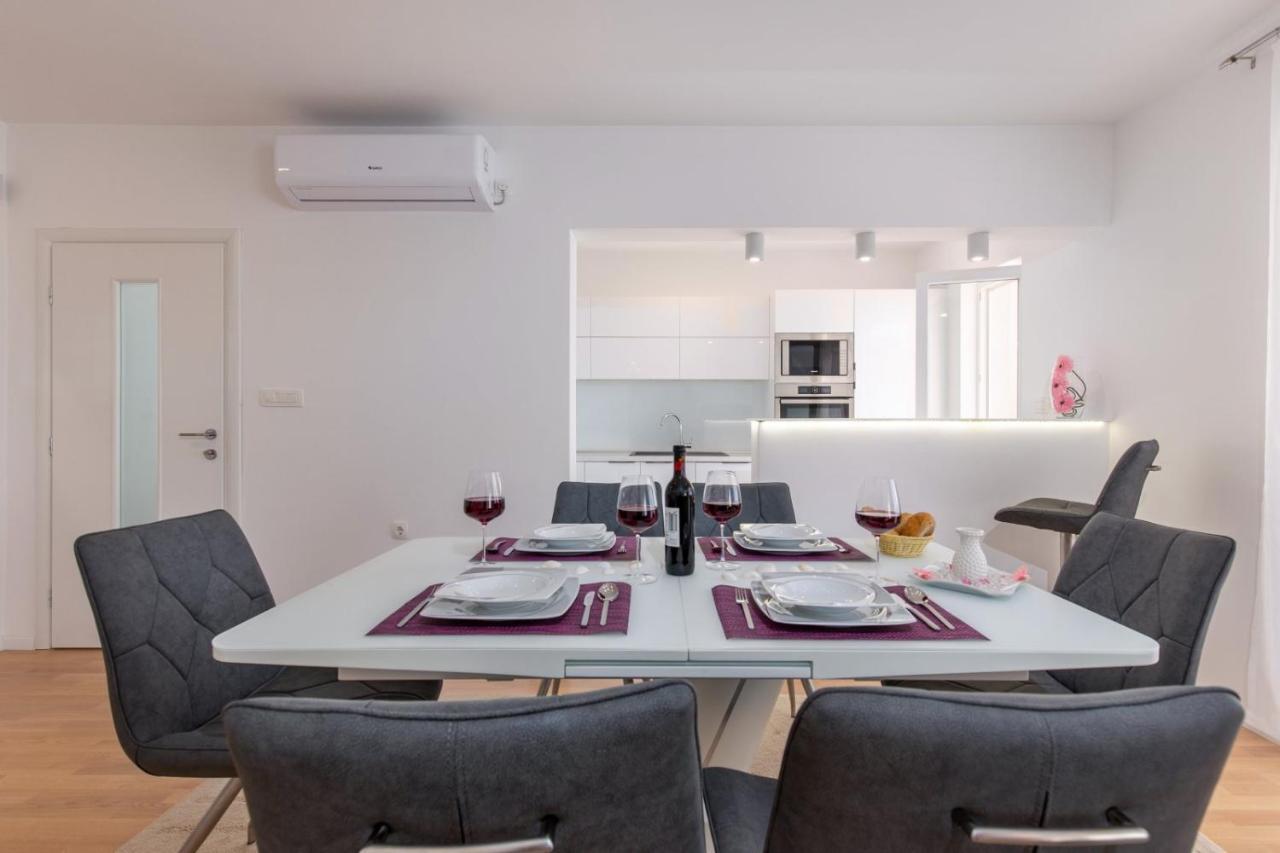 Apartmani Nicol Crikvenica Esterno foto